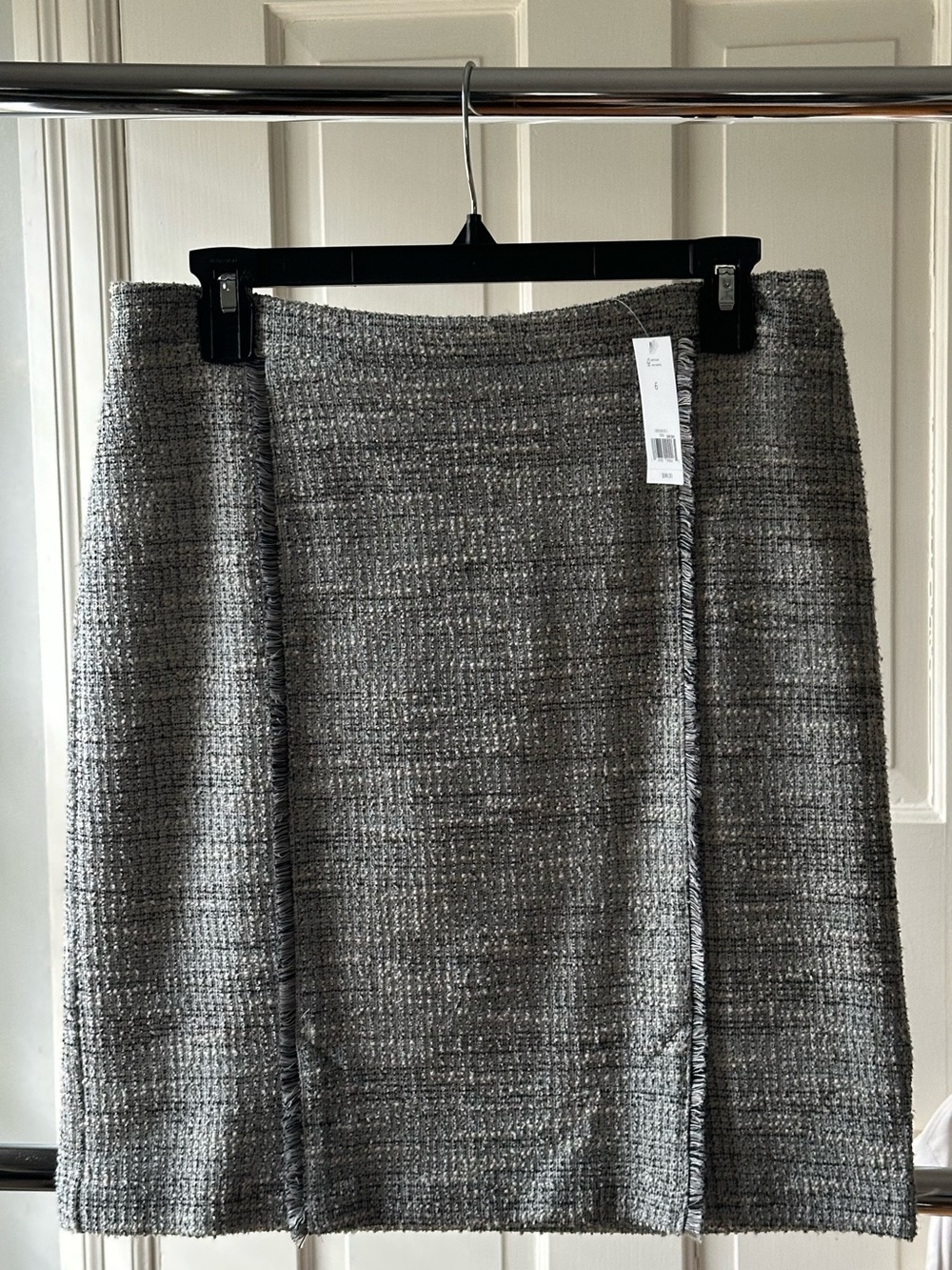 Banana Republic Gray Tweed Pencil Skirt